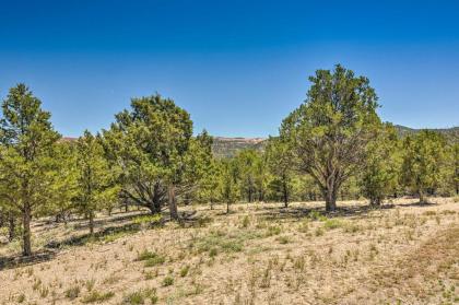 Home with Yard and Grill 24Mi to Bryce Canyon Natl Park - image 15