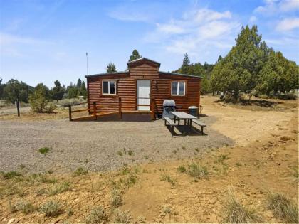 Nice and Knotty Cabin Hatch Utah