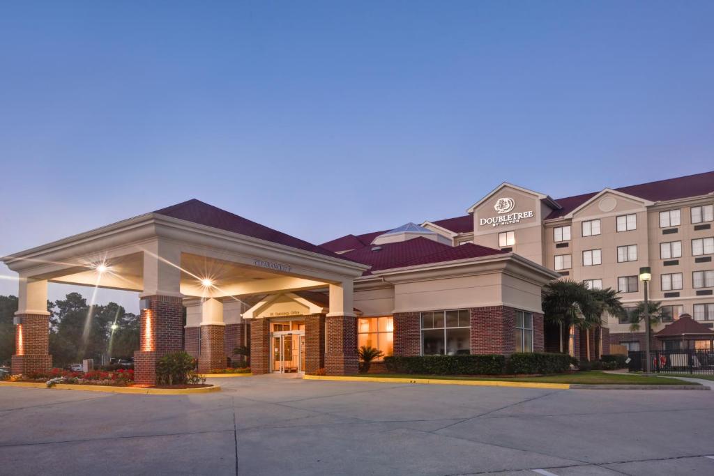 DoubleTree by Hilton Hattiesburg MS - main image