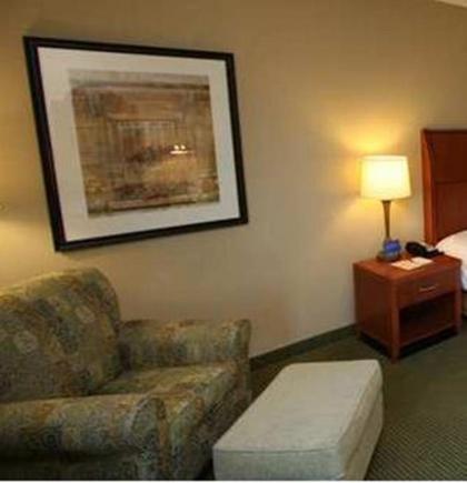 Hilton Garden Inn Hattiesburg - image 4