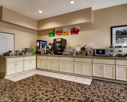 Quality Inn & Suites Hattiesburg - image 4