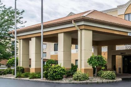 Quality Inn & Suites Evansville - image 10