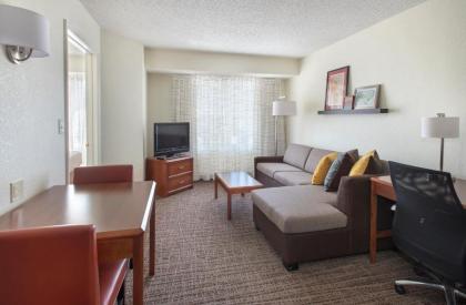 Residence Inn Long Island Hauppauge/Islandia - image 12