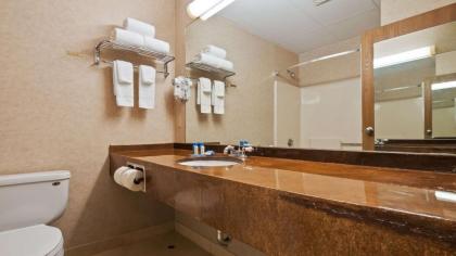 Best Western Merrimack Valley - image 4