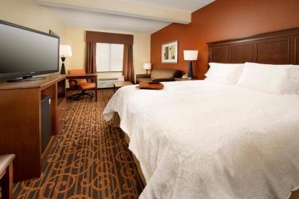 Hampton Inn Haverhill - image 14