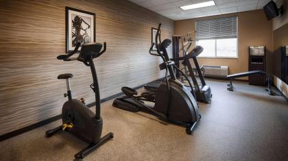 Best Western Plus Havre Inn & Suites - image 5