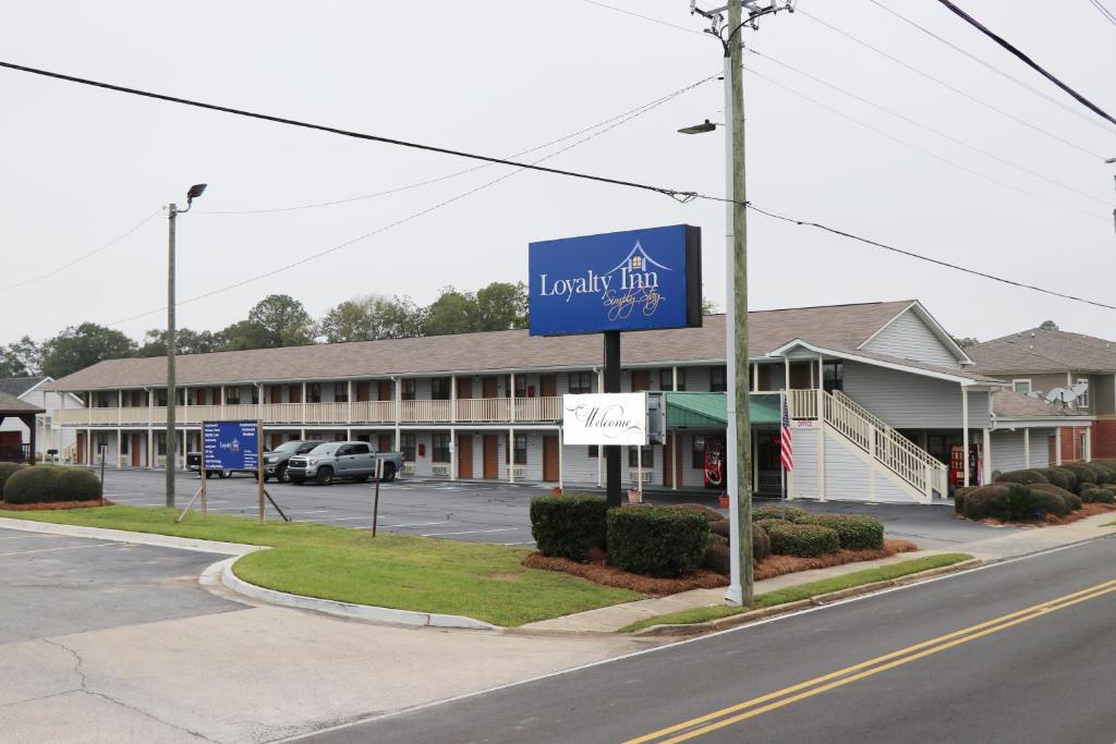 Loyalty Inn Hawkinsville - main image