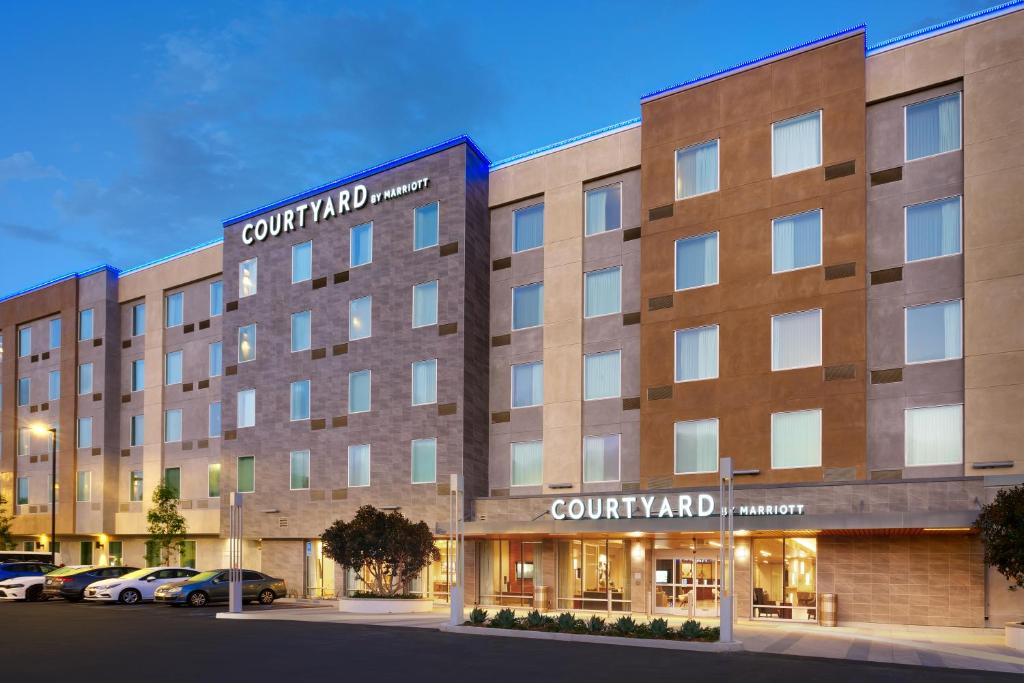 Courtyard by Marriott Los Angeles LAX/Hawthorne - main image