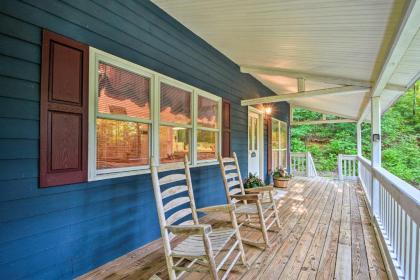 Secluded Cabin with Porch   7 miles to Lake Chatuge Hayesville