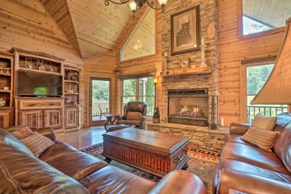 Lavish Cabin with Deck Game Room and Mountain Views!