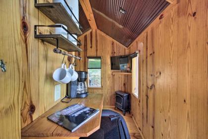 Tiny Home in Hayesville with Deck Near Trails! - image 8