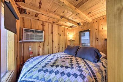 Tiny Home in Hayesville with Deck Near Trails! - image 9