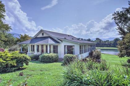 Pet-Friendly Waterfront Hayesville Cottage! - image 2