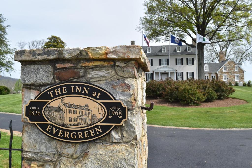 Inn at Evergreen - image 4