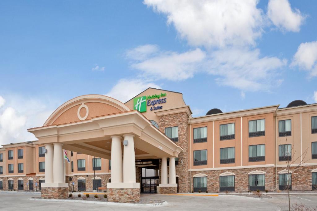 Holiday Inn Express Hays an IHG Hotel - image 5