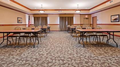 Best Western Plus Butterfield Inn - image 13