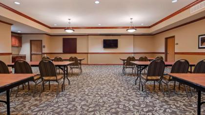 Best Western Plus Butterfield Inn - image 5