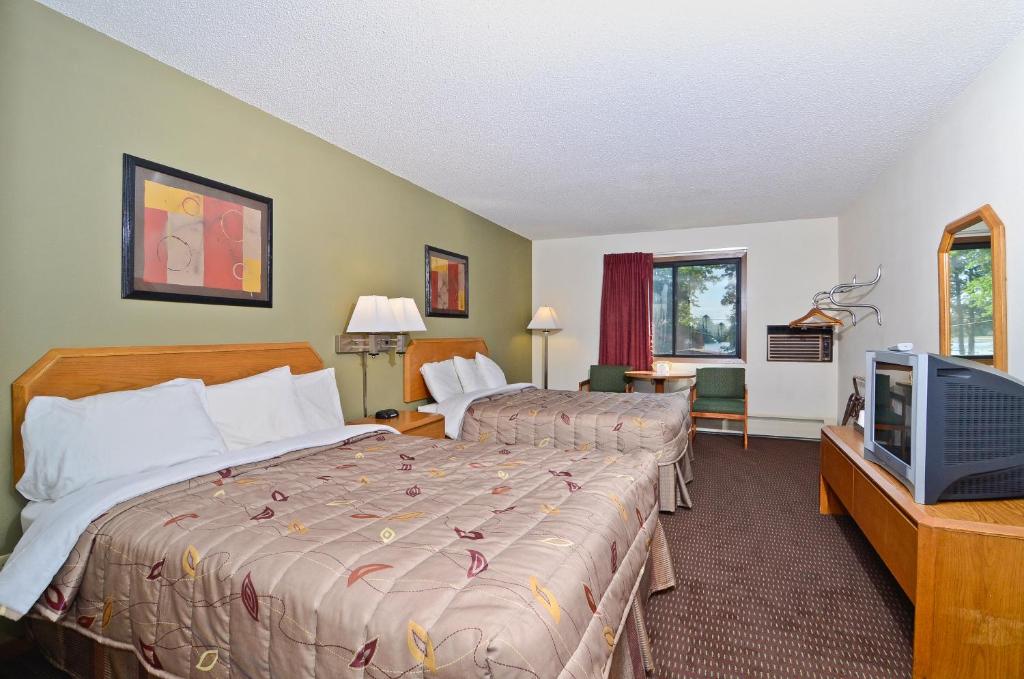 AmeriVu Inn and Suites - Hayward - image 4