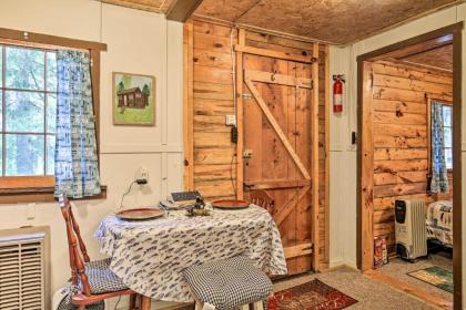 Rustic Hayward Cabin With Spider Lake Access! - image 14