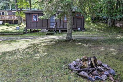 Rustic Hayward Cabin With Spider Lake Access! - image 3