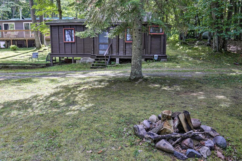 Rustic Hayward Cabin With Spider Lake Access! - image 3