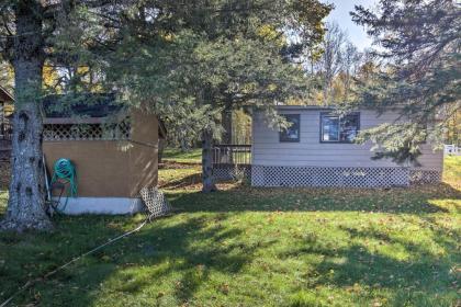 Cozy Cabin with Deck and Private Dock on Nelson Lake! - image 11