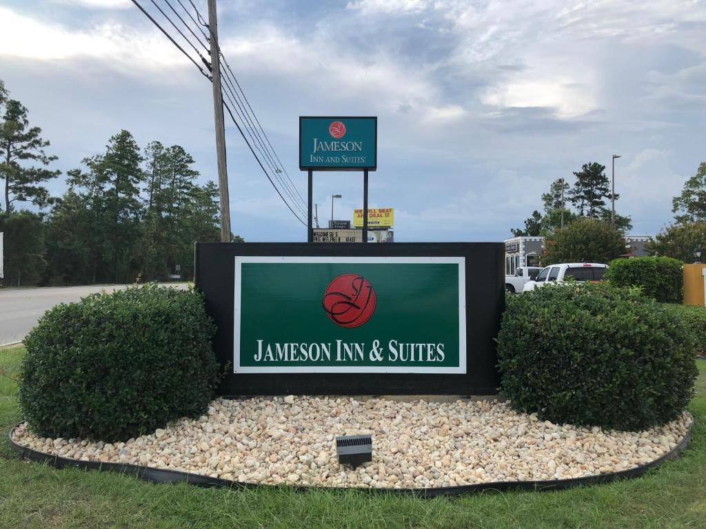 Jameson Inn and Suites Hazelhurst - main image