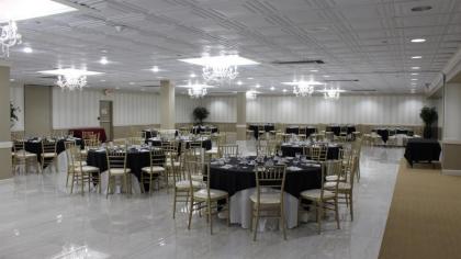 Holiday Inn Hazlet an IHG Hotel - image 18