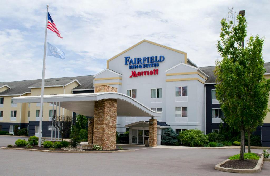 Fairfield Inn by Marriott Hazleton - main image