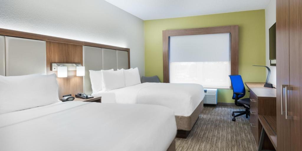 Holiday Inn Express & Suites Heath - Newark an IHG Hotel - image 6