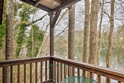 Cozy Heber Springs Cabin with Deck and Dock! - image 12