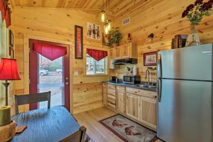 Cozy Heber Springs Cabin with Deck and Dock! - image 14