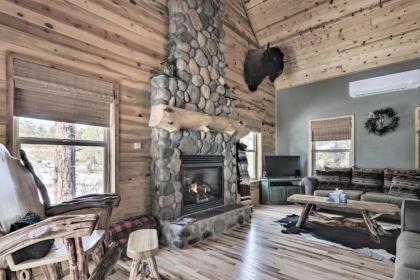 Cozy National Forest Escape with Porch and Games! - image 6