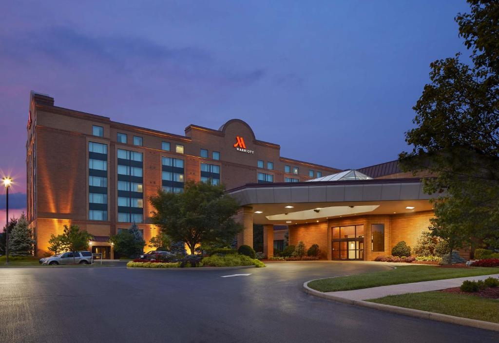 Marriott Cincinnati Airport - main image