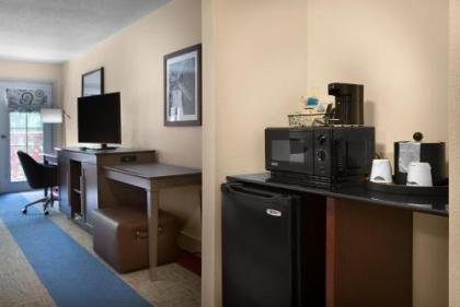 Hampton Inn Helen - image 5