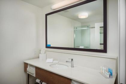 Hampton Inn Helena - image 10