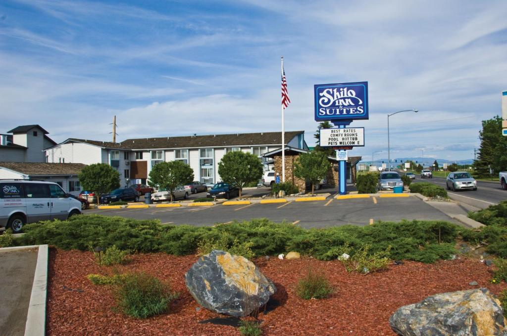 Shilo Inn Suites Hotel - Helena - main image