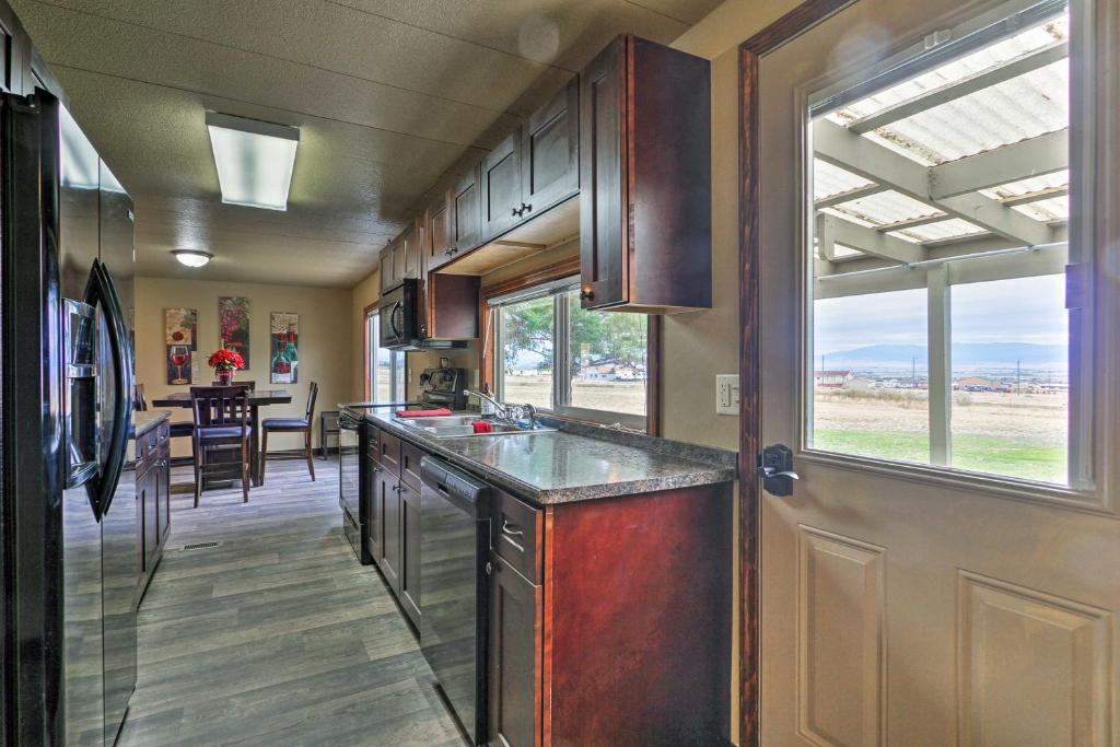 Helena Home with Covered Patio and Views! - image 5