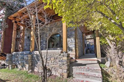 Historic Helena Home Near Hiking and Downtown! - image 2