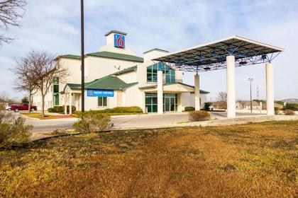 Motel 6-San Antonio TX - Sea World North - image 2