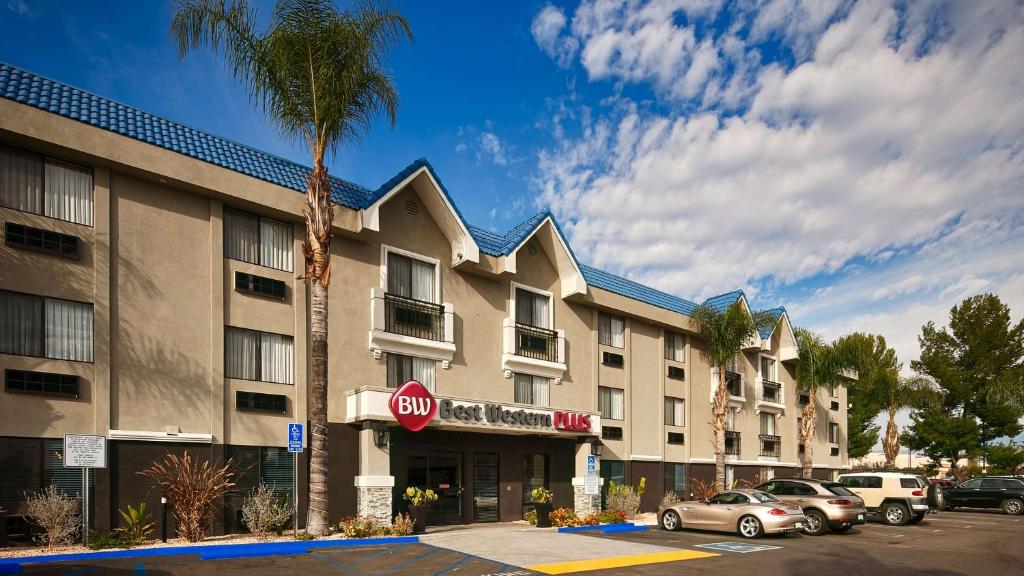 Best Western Plus Diamond Valley Inn - main image