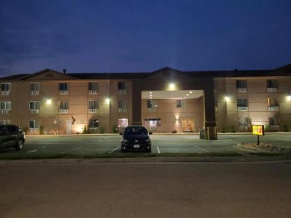 Super 8 by Wyndham Henderson North East Denver - image 1