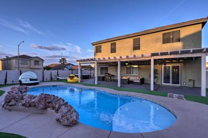 Luxurious Vegas Digs Hot Tub BBQ Cabana and More! - image 1