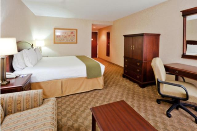 Holiday Inn Express Nashville-Hendersonville an IHG Hotel - image 3