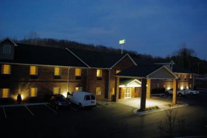 Hotel in Hendersonville North Carolina