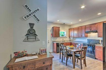 Airy Apartment with Deck - Walk to Main Street! - image 11
