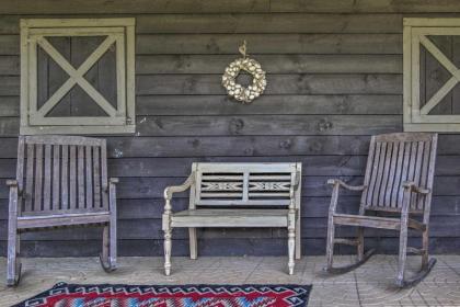 Rustic and Authentic Farm Stay by DuPont Forest - image 13