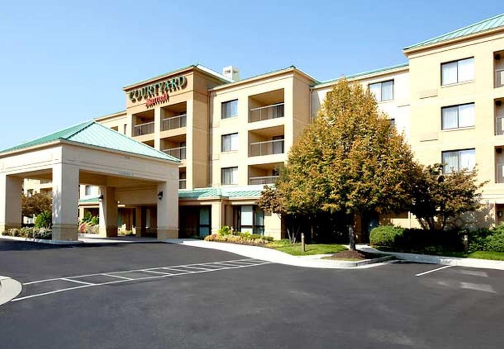 Courtyard by Marriott Richmond Northwest - image 5