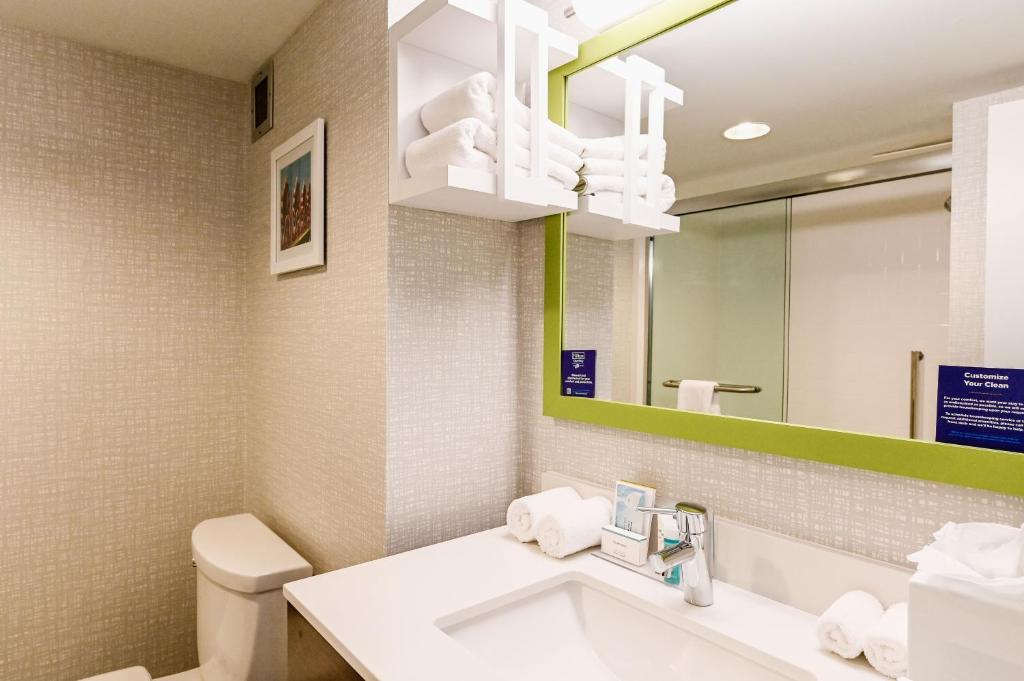 Hampton Inn Richmond-West Innsbrook - image 7