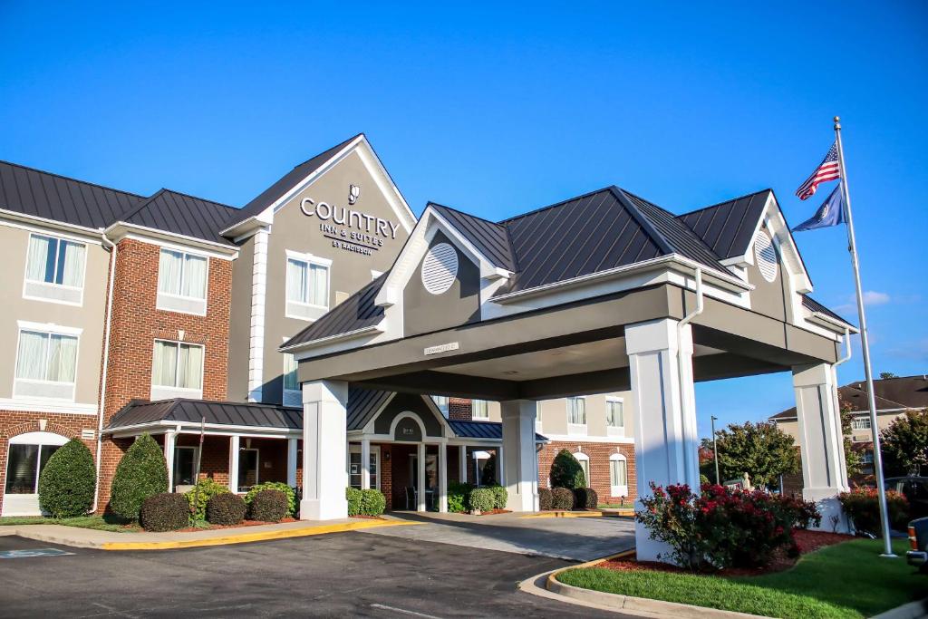 Country Inn & Suites by Radisson Richmond West at I-64 VA - main image